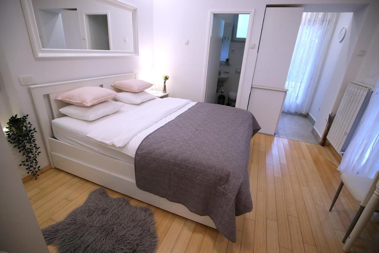 Apartamento La Vie Est Belle Zagreb Exterior foto